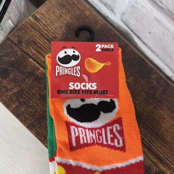 NWT Pringles 2 Pack Ankle Socks One Size Fits Most - Picture 3 of 4